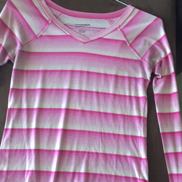 Polo shirts, two dresses, two long sleeves shirts - Picture 3 of 8